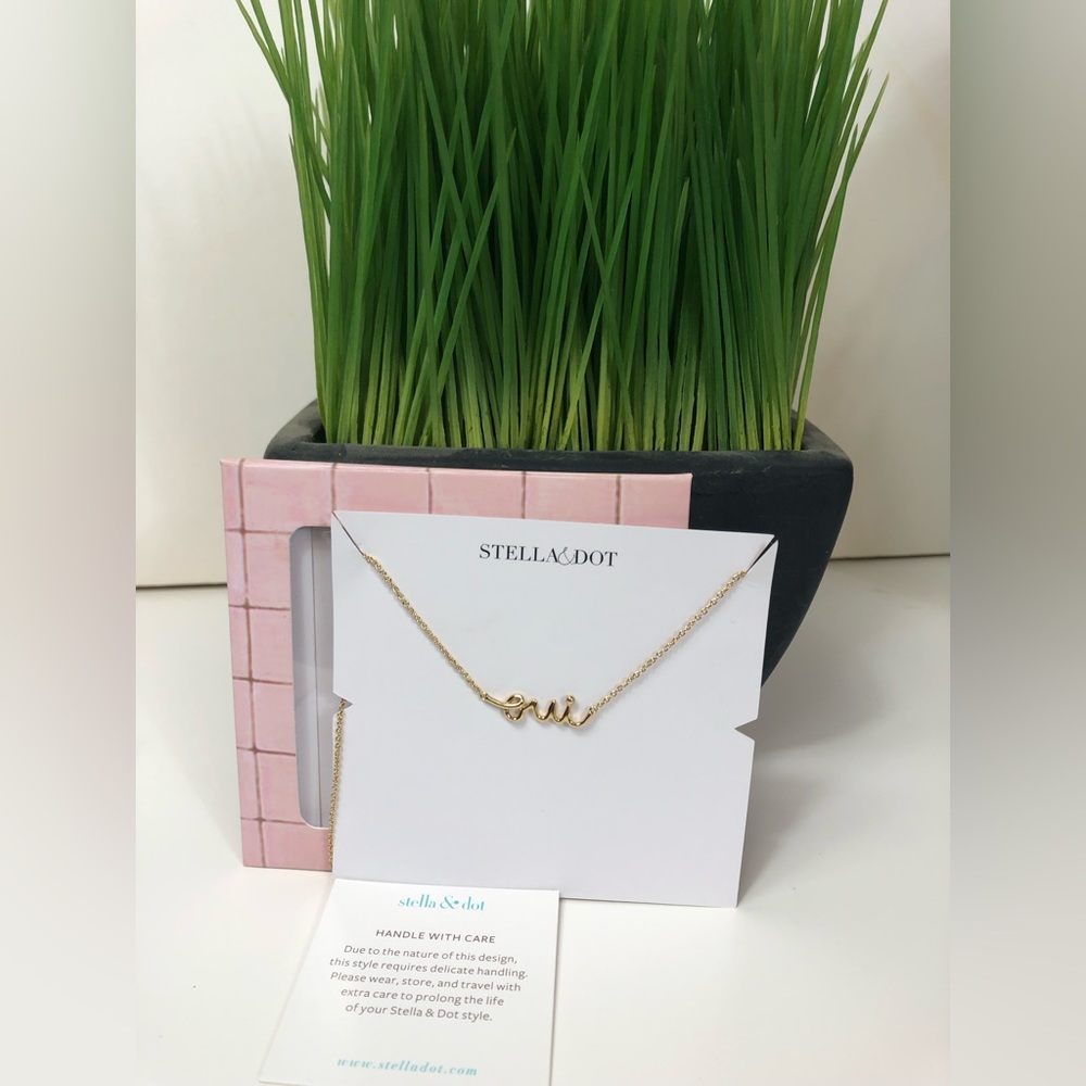 STELLA & DOT OUI Necklace NIB